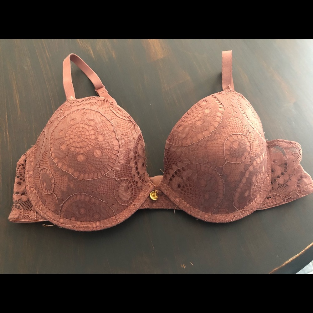 Adrienne Vittadini Bra Sz 34B
